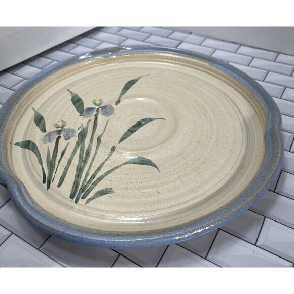 The Potters Gallery Pie Plate By Sue Taylor W/ Irises Modern Farmhouse - Picture 5 of 13